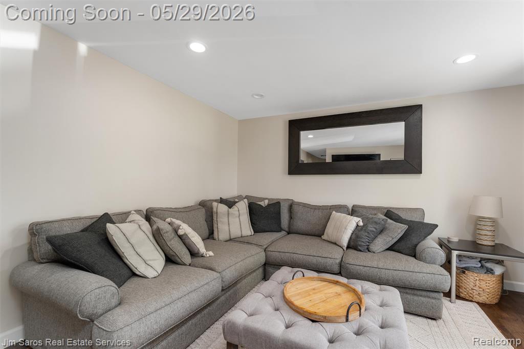 22801 Lake Boulevard, Saint Clair Shores, MI 48082 — Photo 4