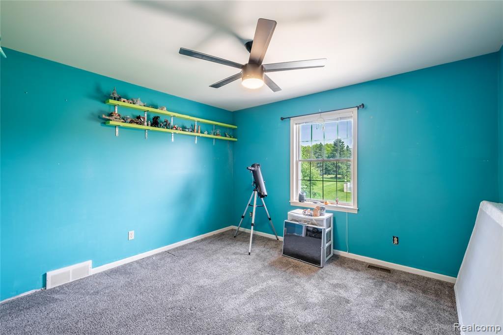 9359 Lochmoor Drive, Davison, MI 48423 — Photo 19