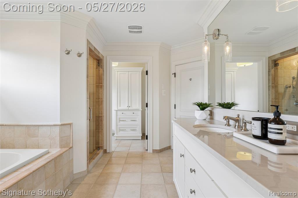 555 Baldwin Court, Birmingham, MI 48009 — Photo 19