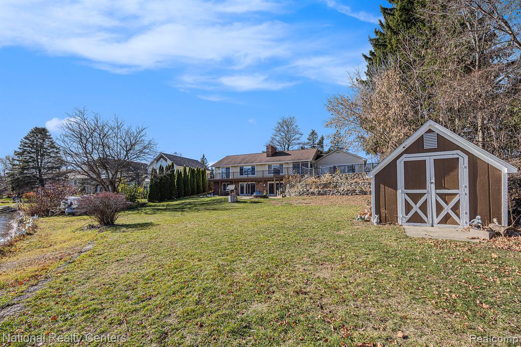 9494 Sashabaw Road, Clarkston, MI 48348 — Photo 36