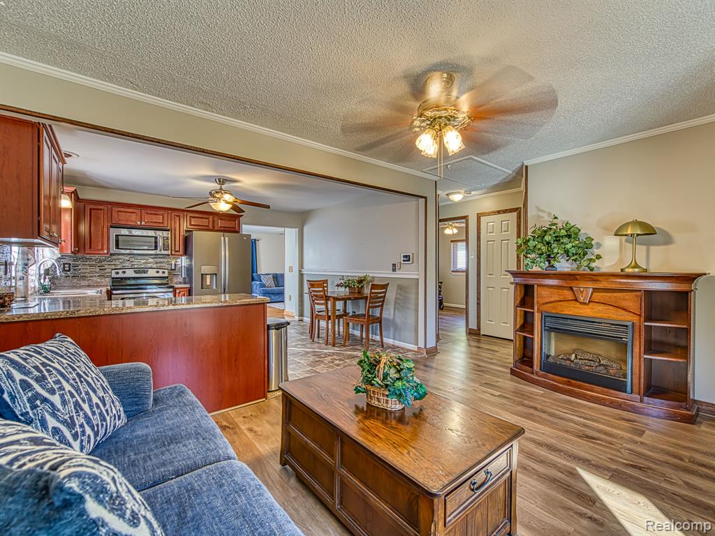 6676 Syracuse Street, Taylor, MI 48180 — Photo 6