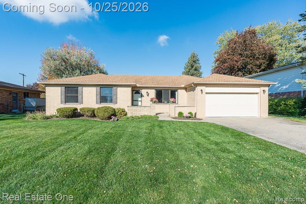 16349 Monticello Drive, Clinton Twp, MI 48038