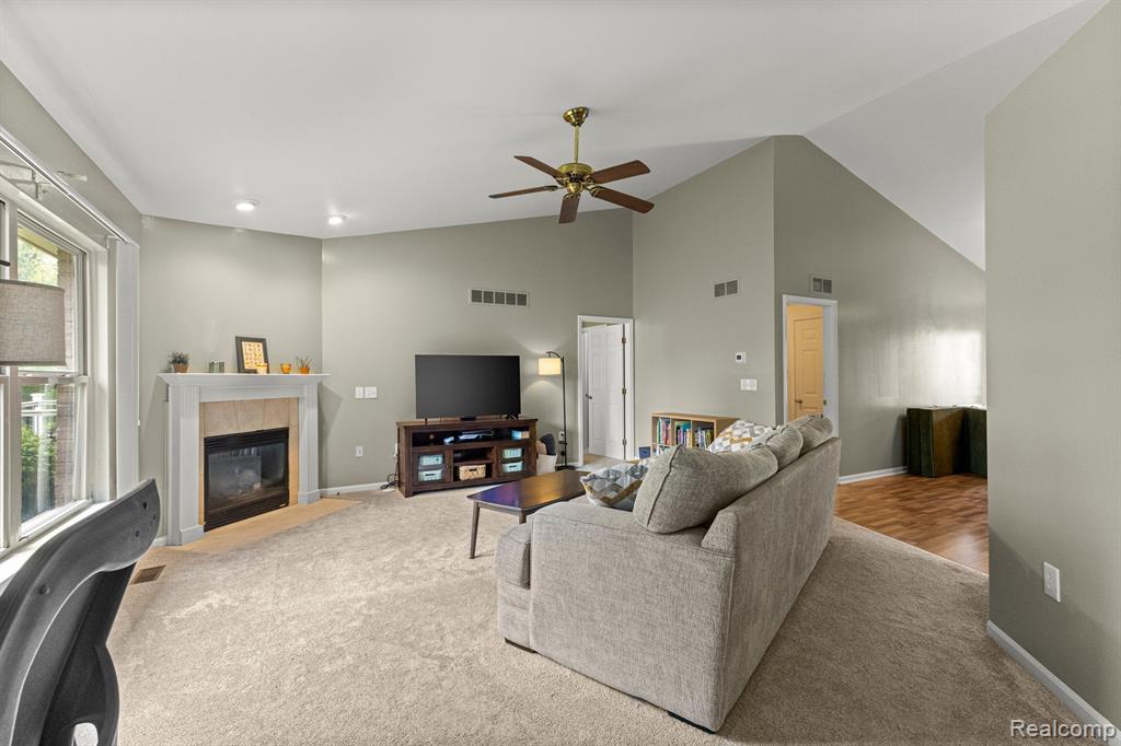 23879 ASHLEY Drive, Flat Rock, MI 48134 — Photo 23