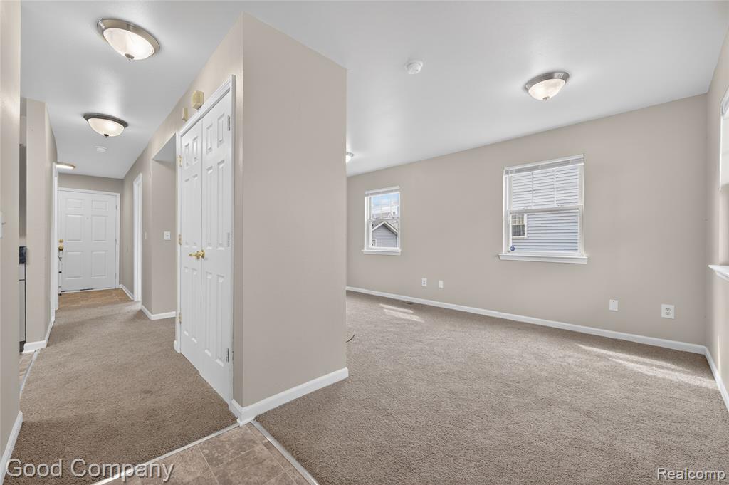 2470 Andrus Street, Hamtramck, MI 48212 — Photo 4
