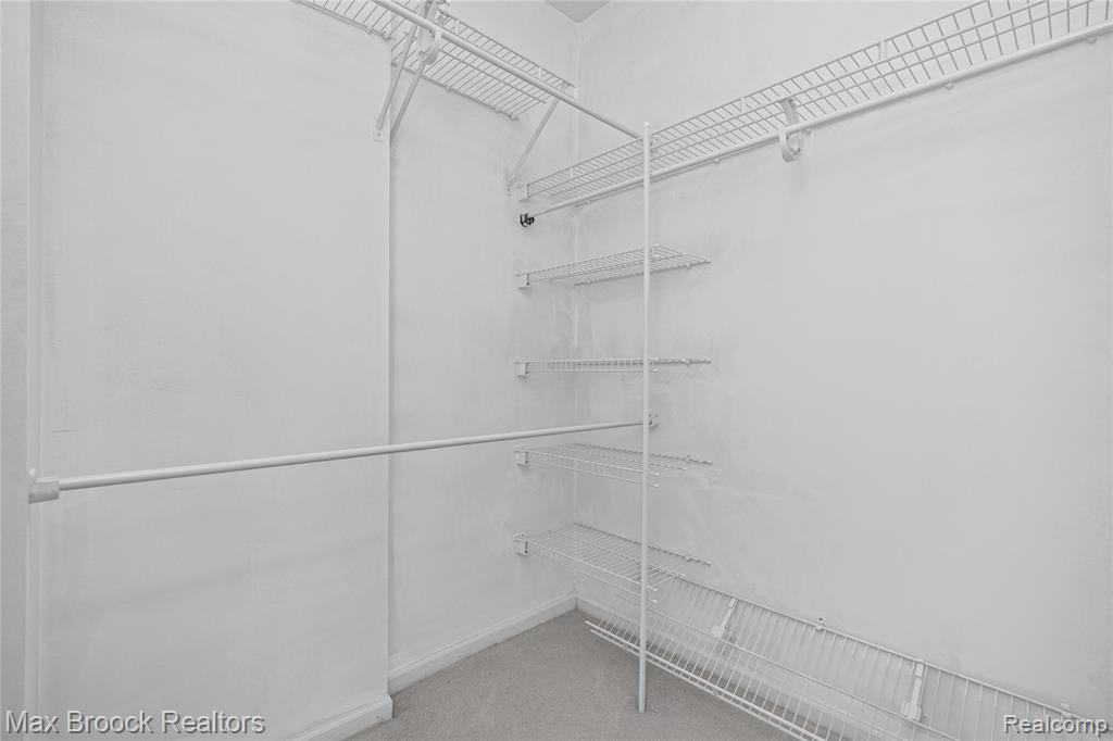35263 Kings Forest Boulevard, Clinton Twp, MI 48035 — Photo 27