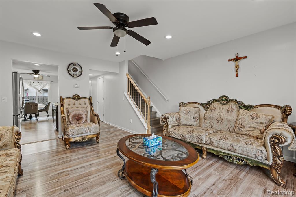 4330 15 MILE Road, Sterling Heights, MI 48310 — Photo 8