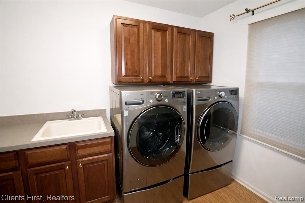 48318 Manhattan Circle, Canton, MI, 48188