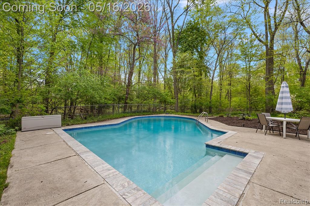 28455 Wellington Street, Farmington, MI 48334 — Photo 13