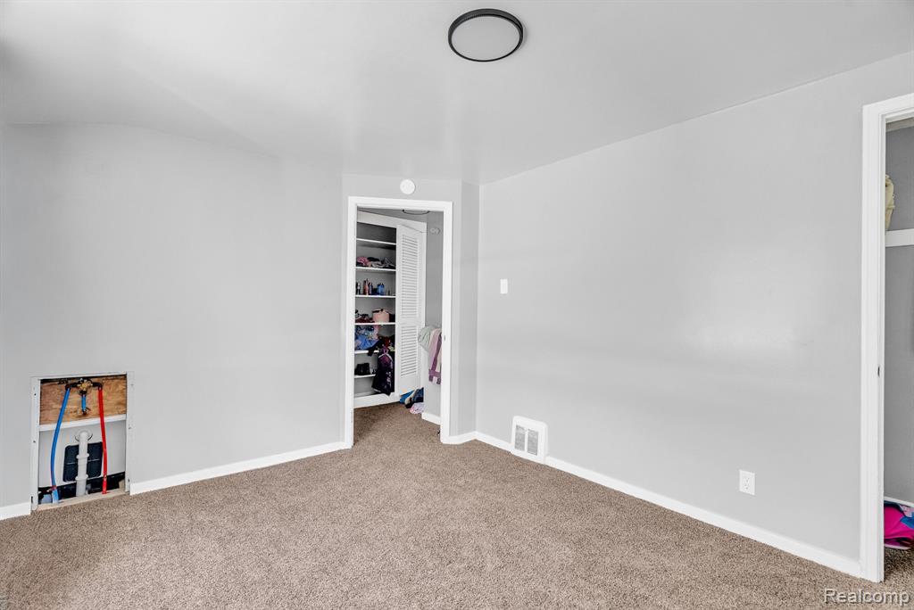 17215 and 17219 Sioux Street, Detroit, MI 48224 — Photo 16