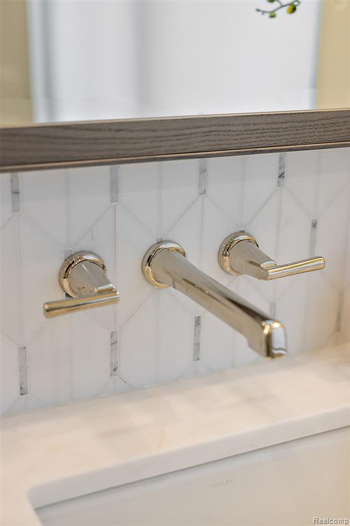 3431 Crooks Road, Troy, MI, 48084