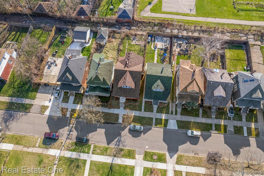 2965 FISCHER Street, Detroit, MI 48214 — Photo 30