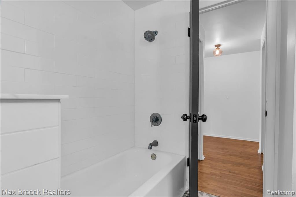 466 Rolling Rock Road, Bloomfield Hills, MI 48304 — Photo 29