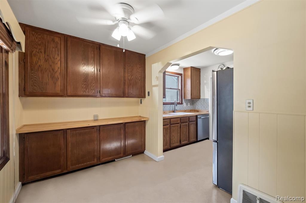 917 N Edison Avenue, Royal Oak, MI 48067 — Photo 13
