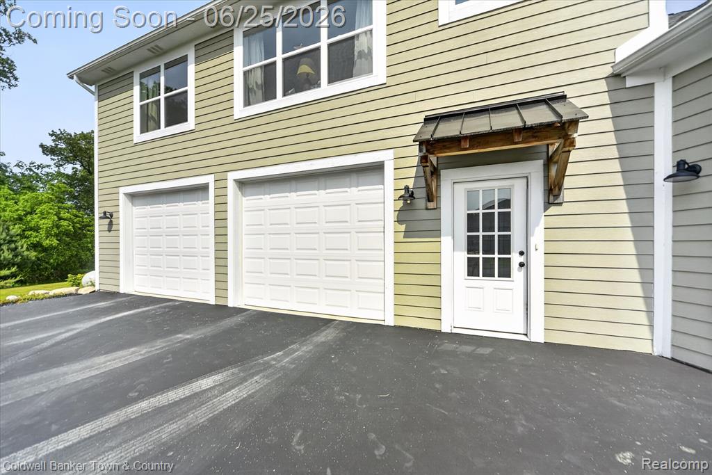 918 Gray Fox Court, Howell, MI 48843 — Photo 46