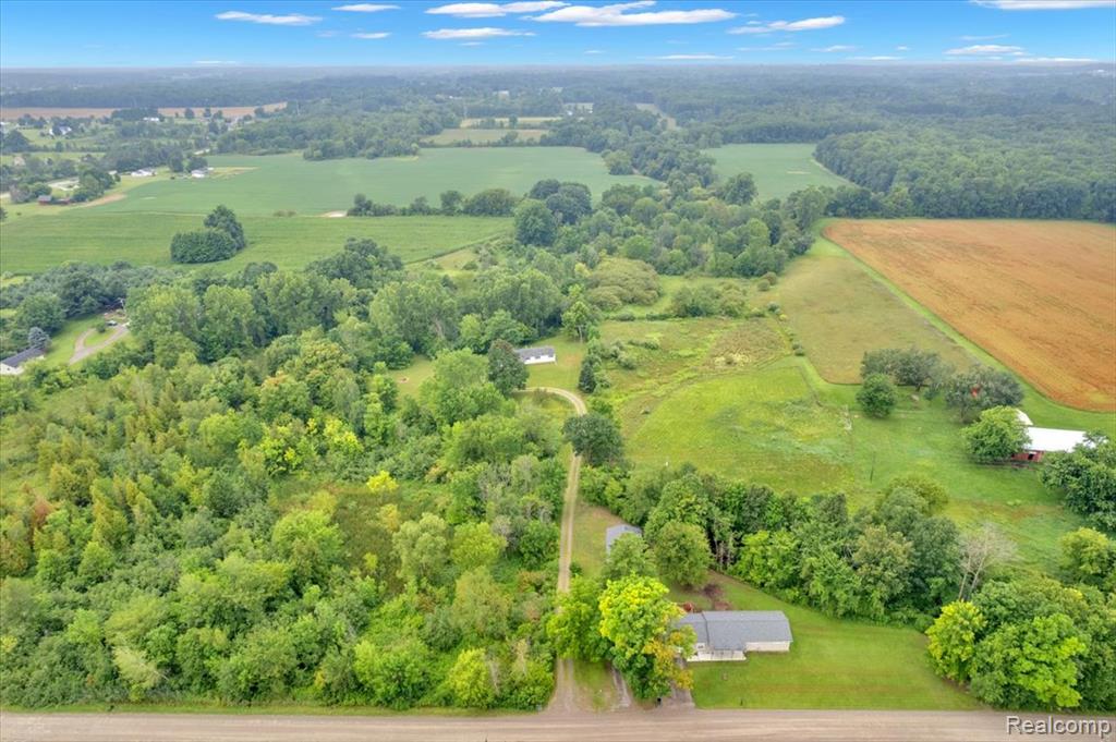 625 N Lake George Road, Attica, MI 48412 — Photo 5