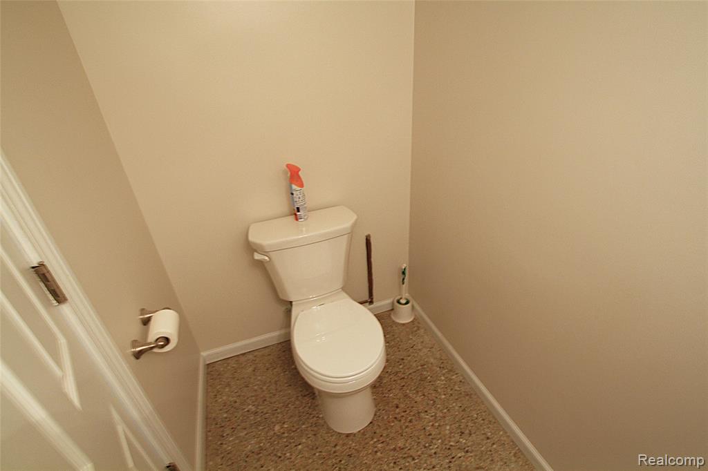 5404 Miller Road, Swartz Creek, MI 48473 — Photo 26