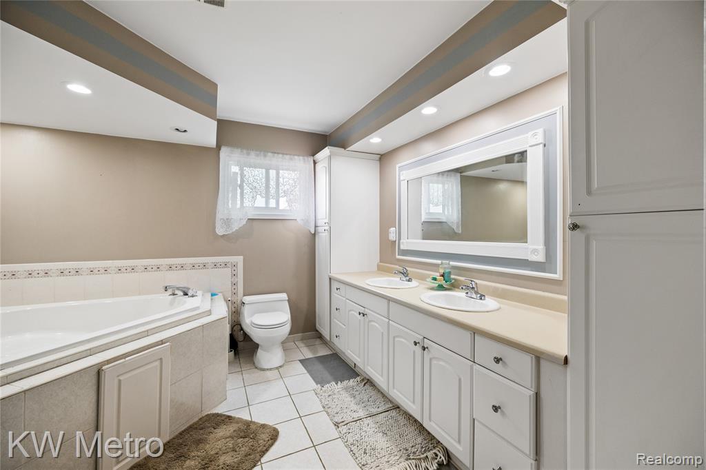 808 Kettering Avenue, Pontiac, MI 48340 — Photo 26