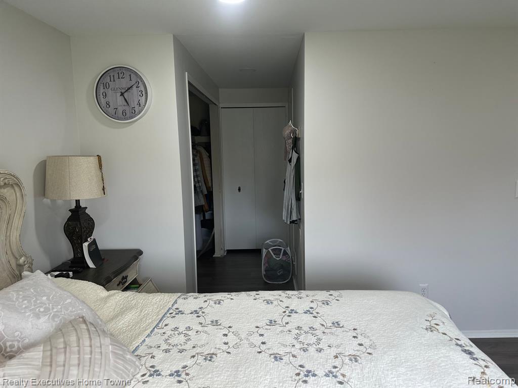 8212 CLAY, Sterling Heights, MI 48313 — Photo 11