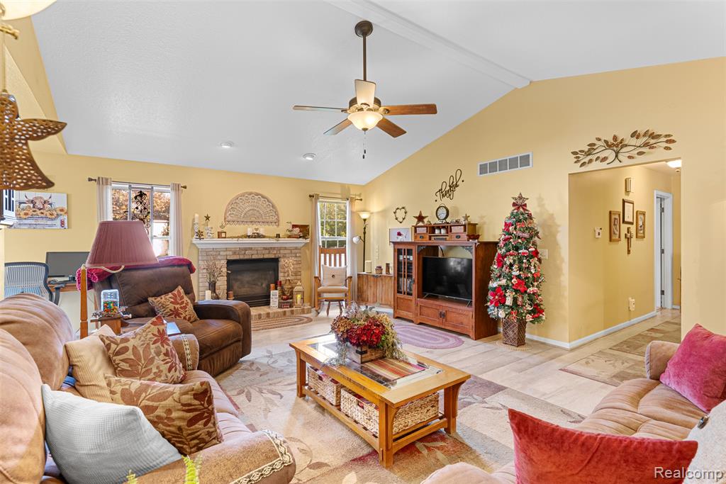 4429 W Edge Way Street, Grand Blanc, MI 48439 — Photo 8