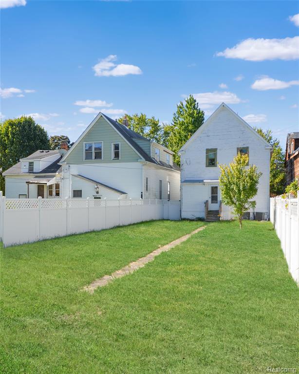 1474 Shipherd Street, Detroit, MI 48214 — Photo 33