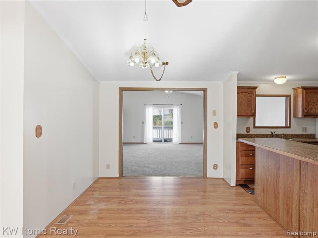 8890 Jeddo Road, Avoca, MI 48006 — Photo 7