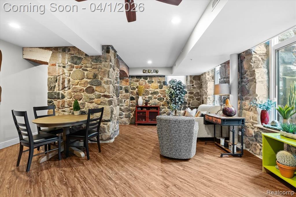 217 E Commerce Street, Milford, MI 48381 — Photo 8