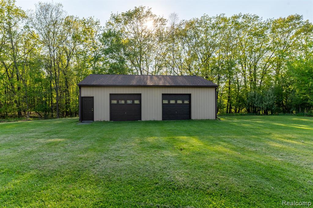 4231 LIPPINCOTT Road, Lapeer, MI 48446 — Photo 24