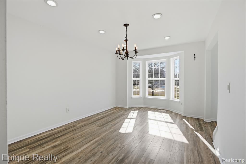 7858 Turrillium Lane, Waterford, MI 48327 — Photo 5