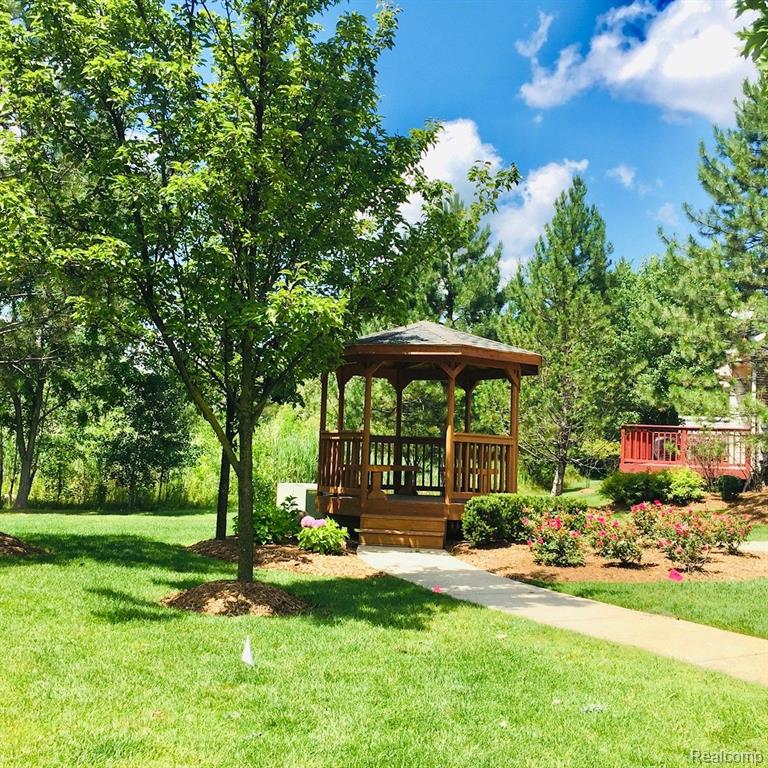 7217 GATEWAY Drive, West Bloomfield, MI — Photo 14