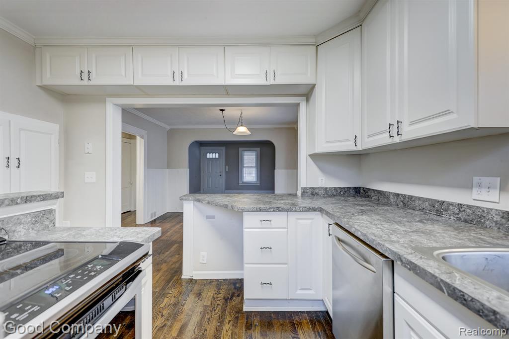 807 Baldwin Avenue, Royal Oak, MI 48067 — Photo 11