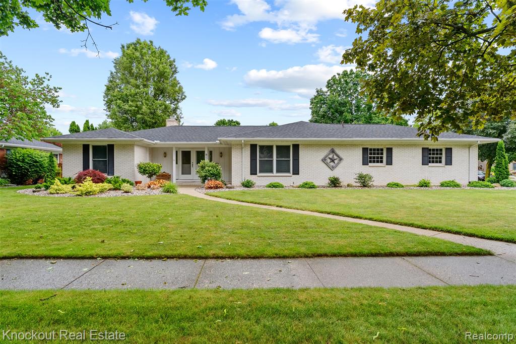 911 Eastgate Drive, Frankenmuth, MI 48734 — Photo 4