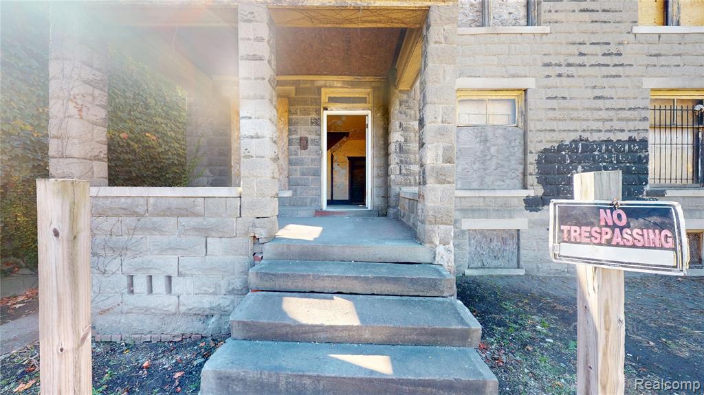 817 W Grand Boulevard, Detroit, MI 48216 — Photo 6