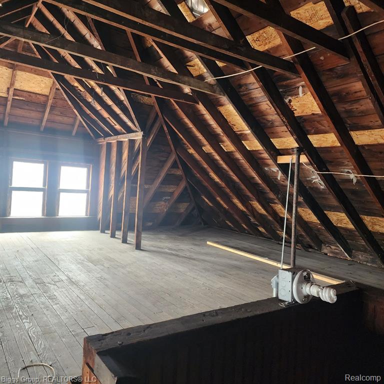 87 WOODLAND Street, Detroit, MI 48202 — Photo 20