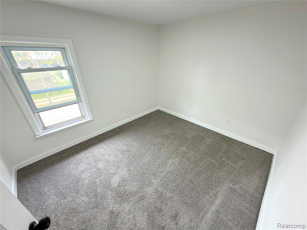 114 Pine Street, River Rouge, MI 48218 — Photo 14