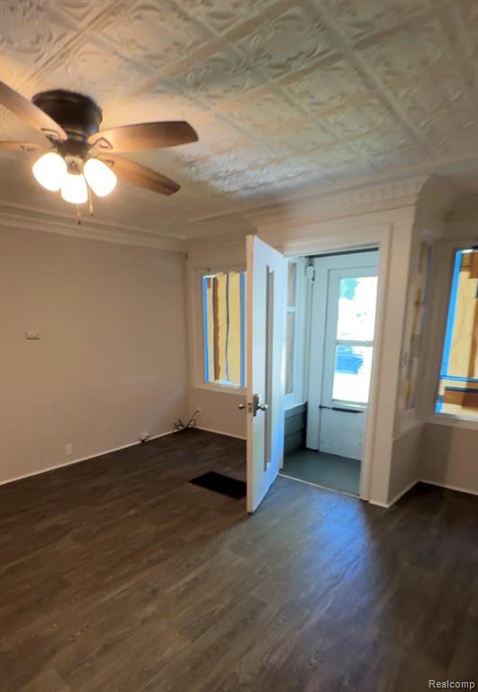 854 Maplewood Avenue, Ypsilanti, MI 48197 — Photo 3
