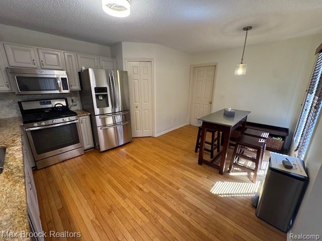 21560 River Ridge Court, 209, Farmington Hills, MI 48335 — Photo 2