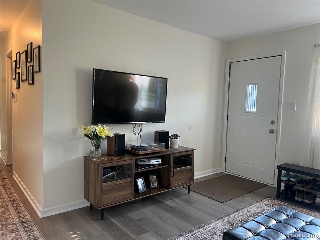 4335 Crestdale Avenue, West Bloomfield, MI 48323 — Photo 6