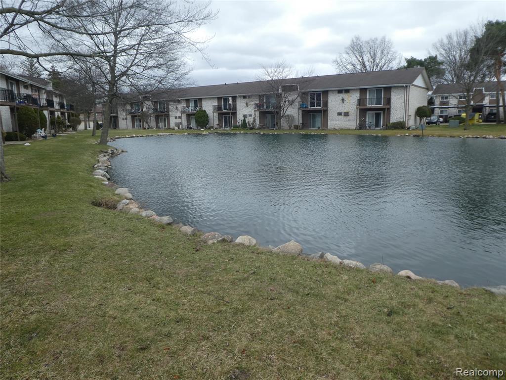 7482 Woodview Street, 4, Westland, MI — Photo 22