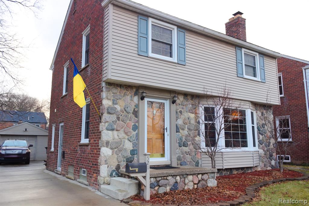 521 N MILITARY Street, Dearborn, MI 48124 — Photo 2