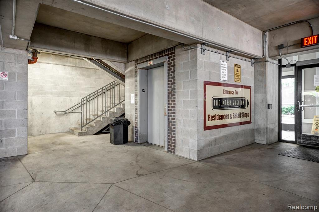 15 E Kirby Street, 504, Detroit, MI 48202 — Photo 39
