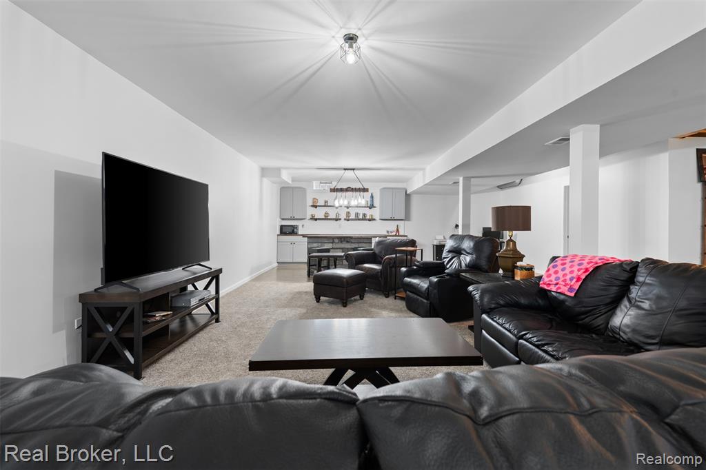 5439 Morgan Lake Drive, Clarkston, MI 48348 — Photo 35