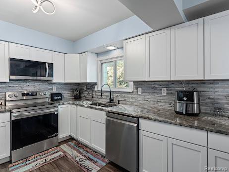 2496 Ketzler Dr, Flint, MI 48507 — Photo 8