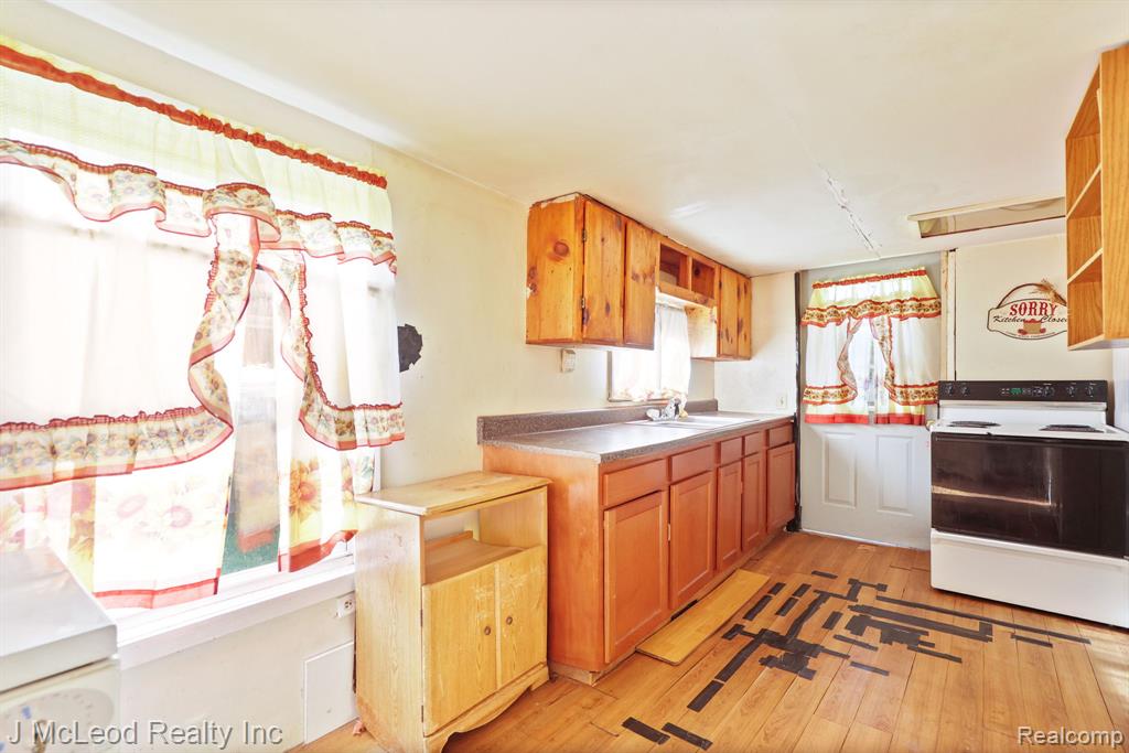 4872 Main Street, Millington, MI 48746 — Photo 11