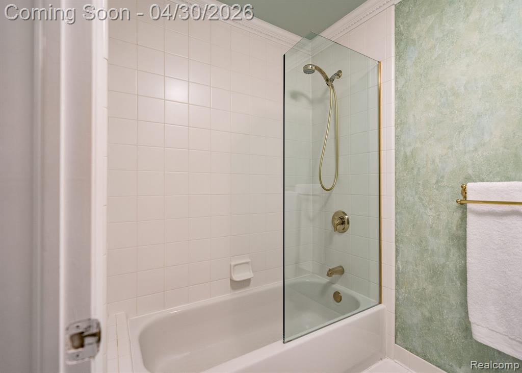 16612 Brooklane Boulevard, Northville, MI 48168 — Photo 36