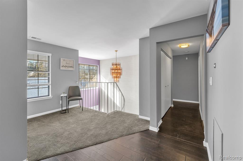 7258 Creeks Bend Court, West Bloomfield, MI — Photo 28