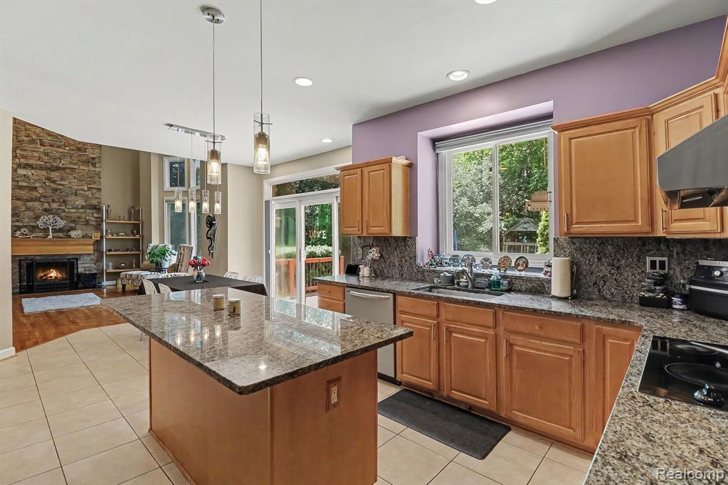 6621 Glenshaw Court, West Bloomfield, MI — Photo 12