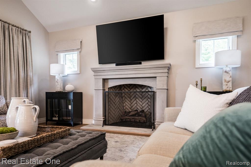 5525 Avington Parkway, Clarkston, MI 48348 — Photo 8