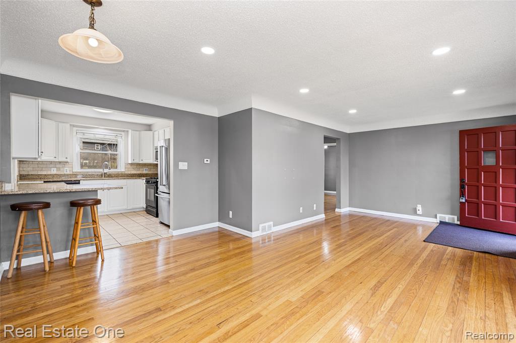 4313 Berkshire Road, Royal Oak, MI 48073 — Photo 10