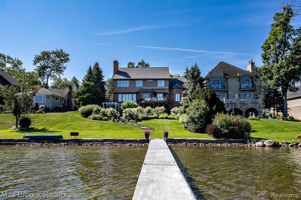 7080 Colony Drive, West Bloomfield, MI 48323 — Photo 3