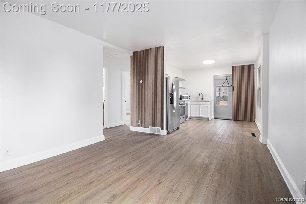 5555 Kreger Street, Sterling Heights, MI 48310 — Photo 4